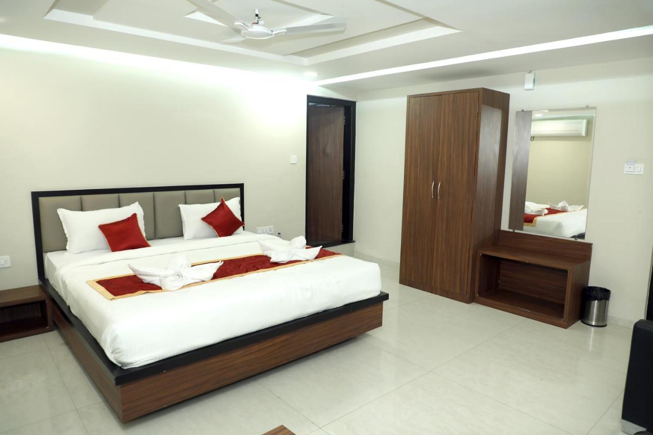 Vov Hotels Vijayapura Bijapur  Exterior photo